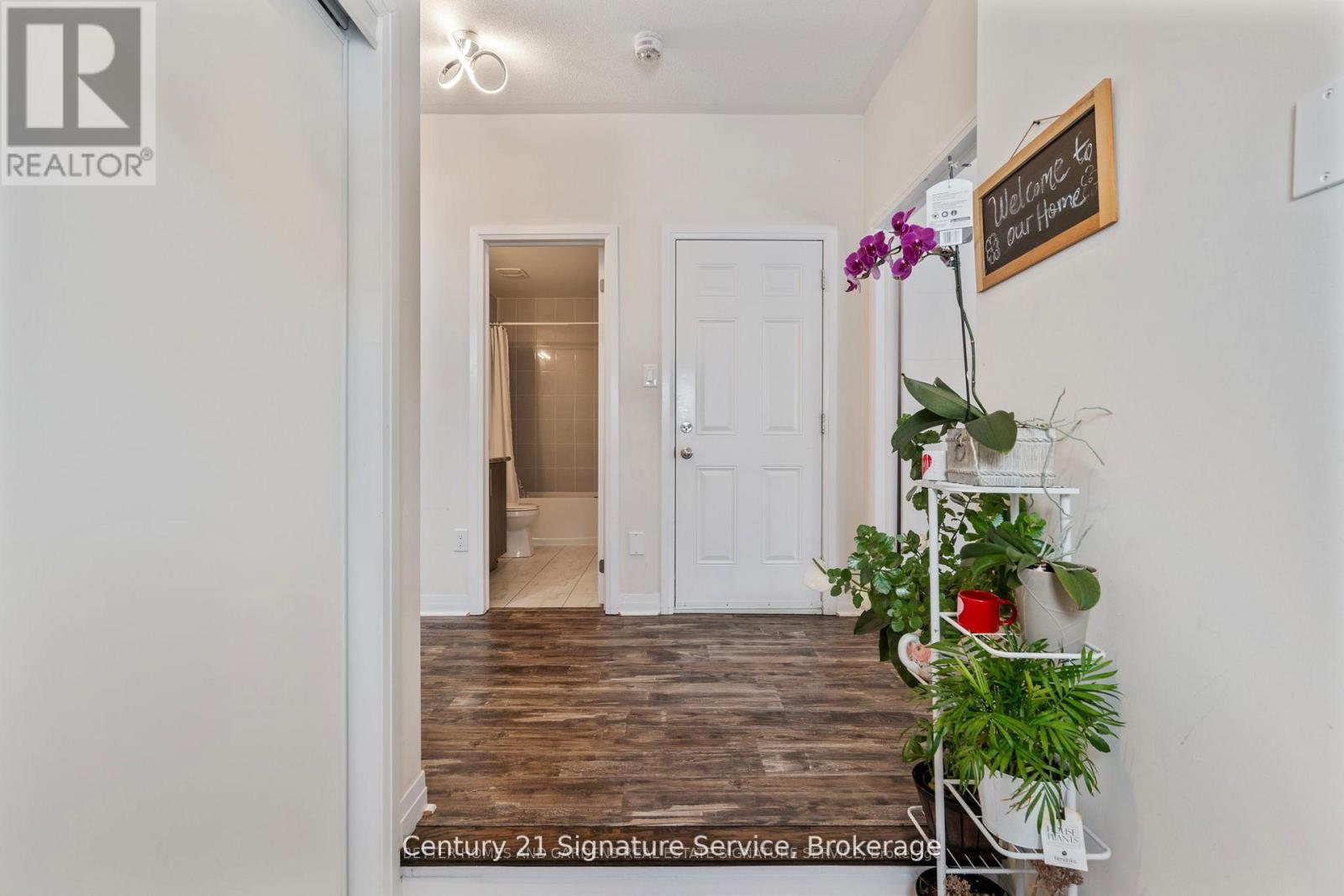 Photo 12 of 42 Bedford Estates Crescent, Barrie ON