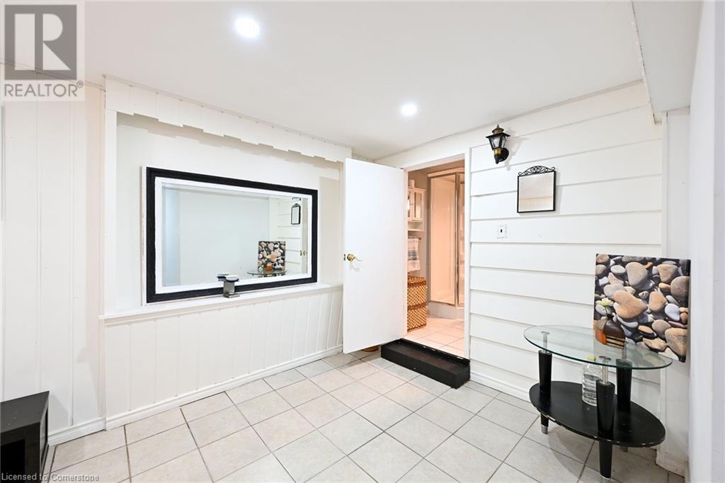 Photo 38 of 49 Glover Road, Hamilton ON