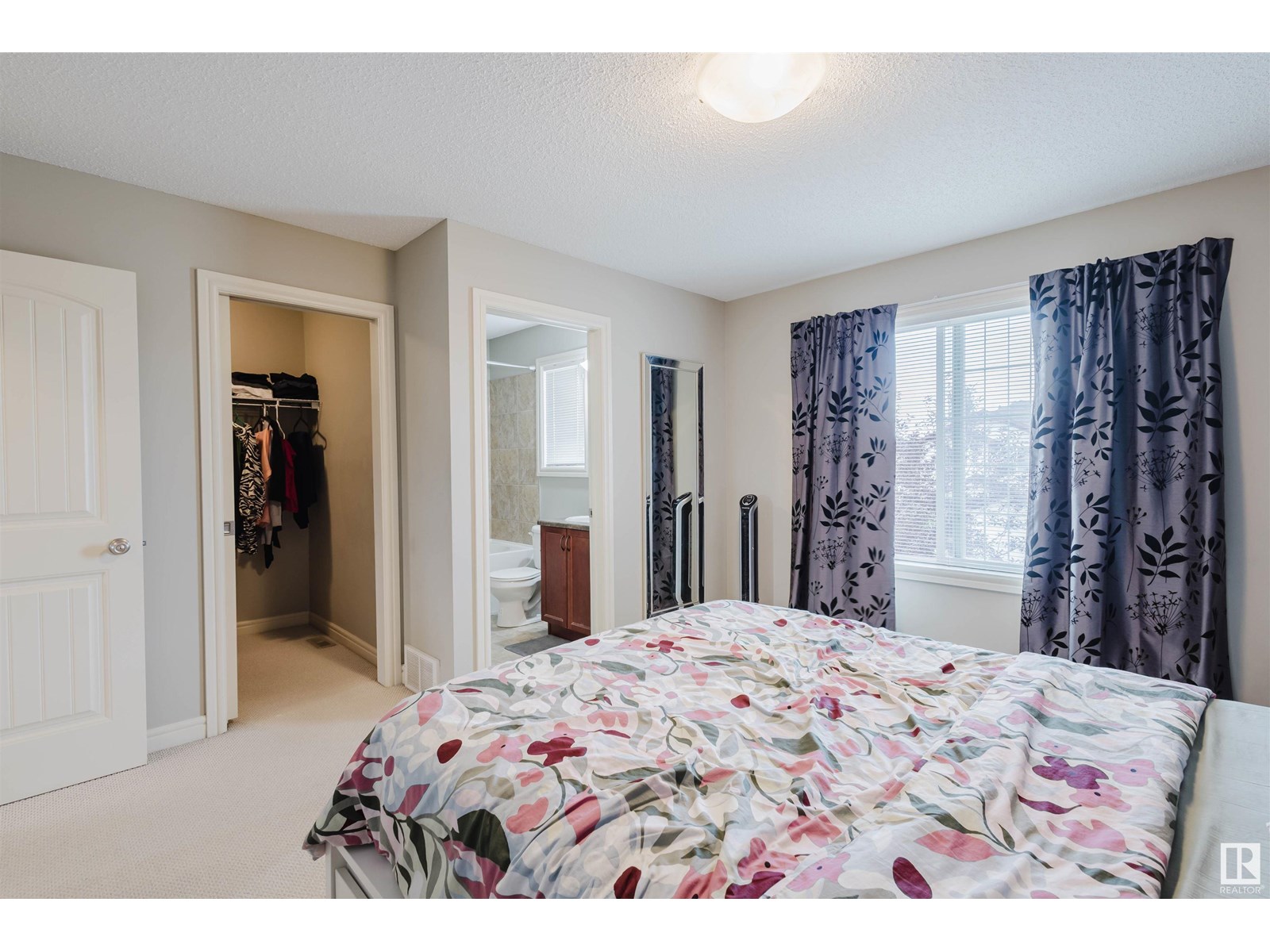 Photo 18 of 11409 13 Av Sw, Edmonton AB