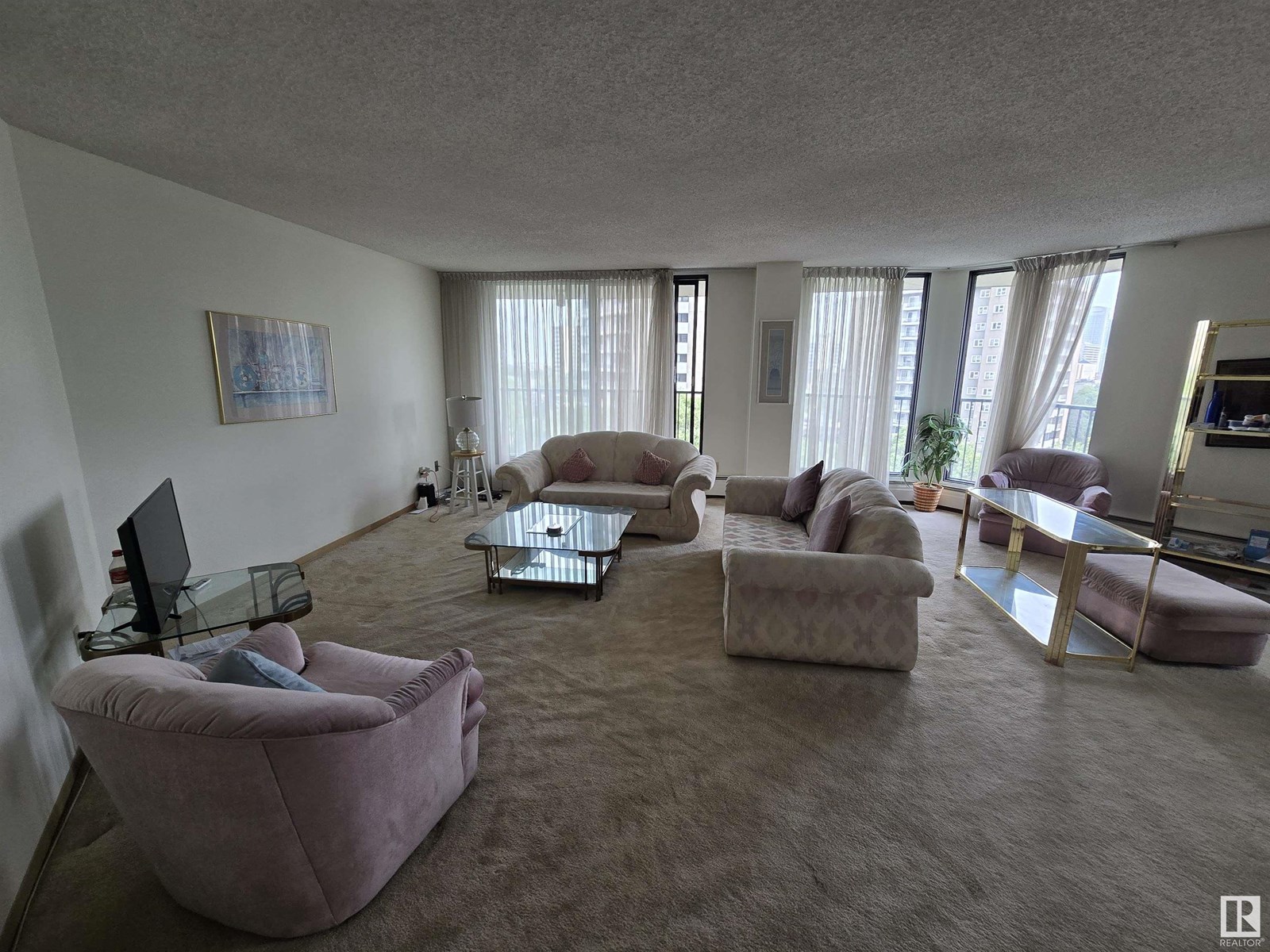Photo 23 of 701 11710 100 Av Nw, Edmonton AB