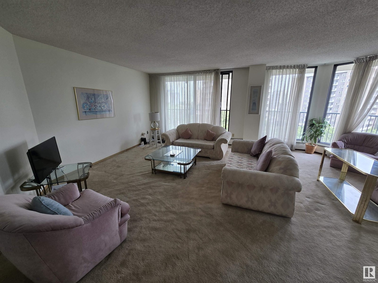 Photo 24 of 701 11710 100 Av Nw, Edmonton AB