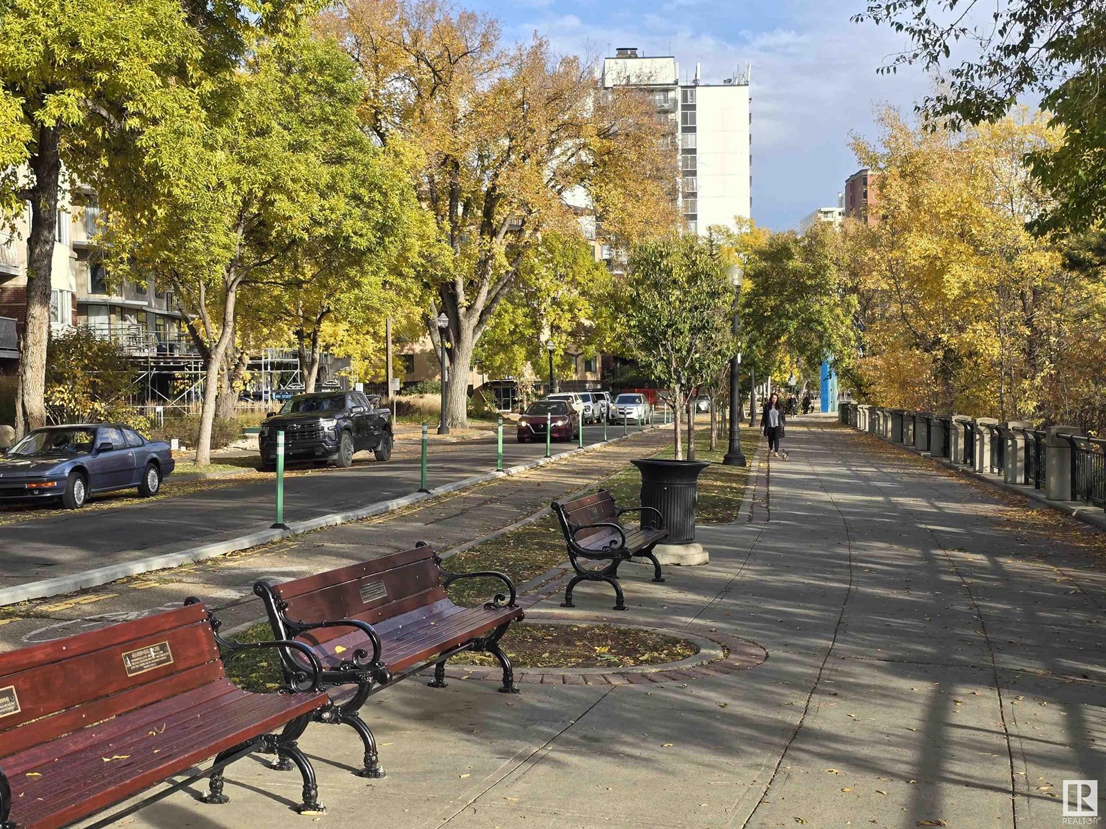 Photo 4 of 701 11710 100 Av Nw, Edmonton AB