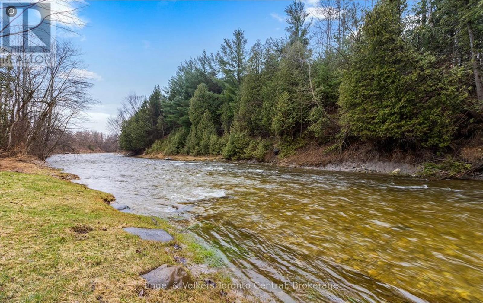 Photo 5 of 7237 Nottawasaga 6 7 Side Road, Clearview ON