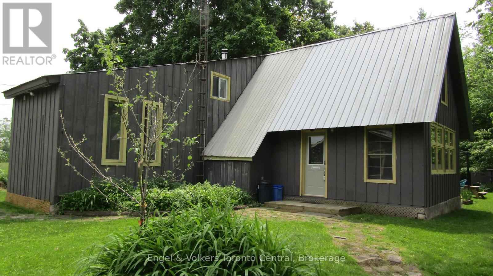 Photo 6 of 7237 Nottawasaga 6 7 Side Road, Clearview ON
