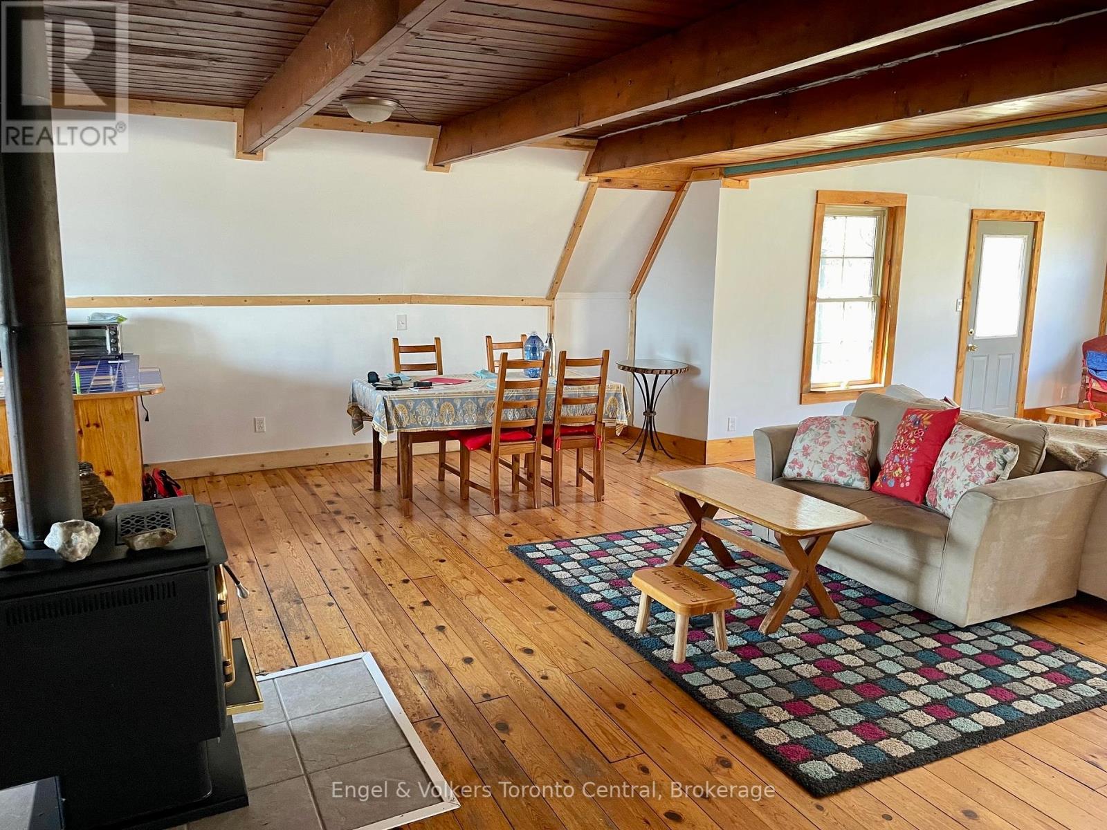 Photo 12 of 7237 Nottawasaga 6 7 Side Road, Clearview ON