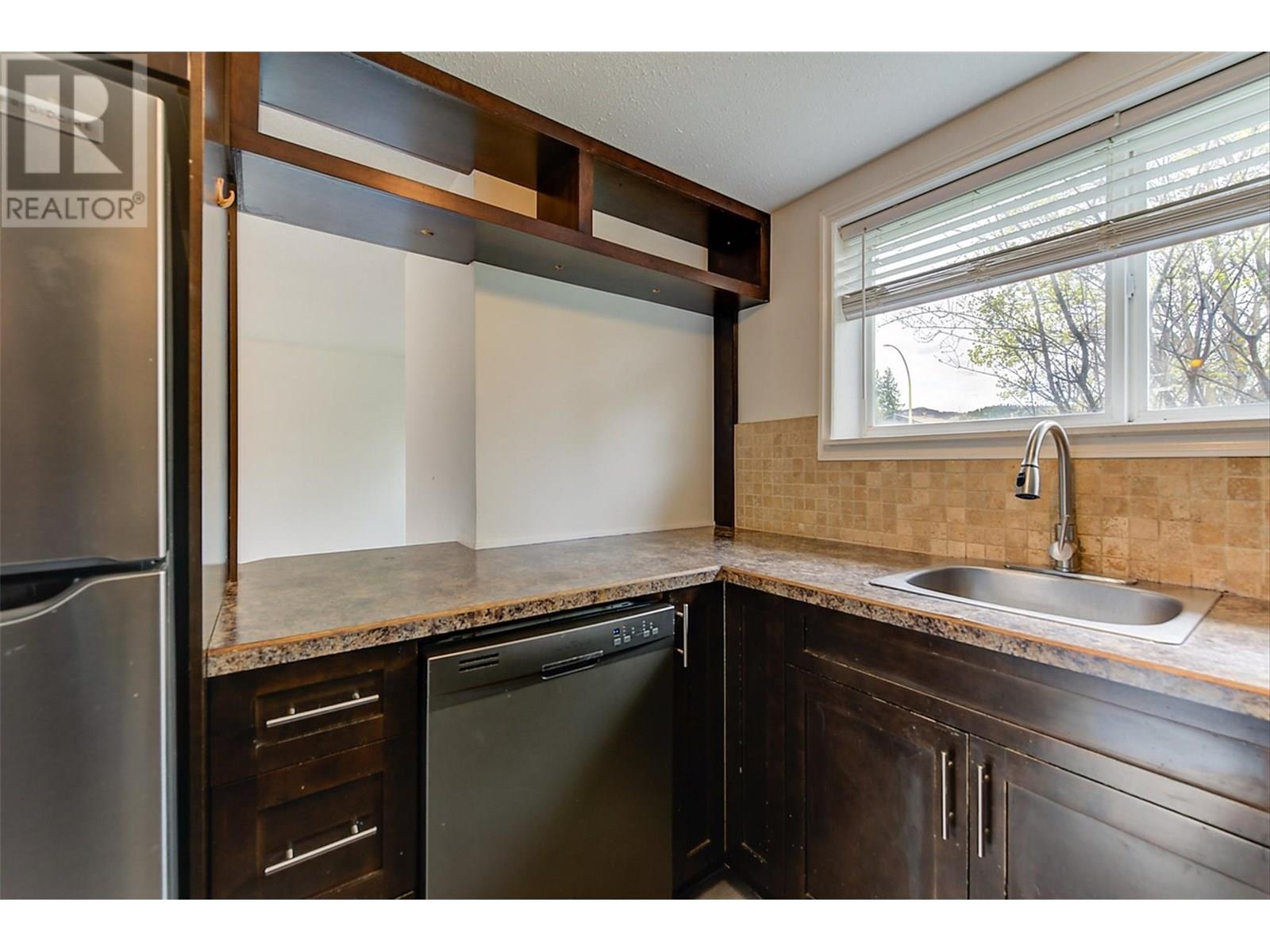1 1291 Bernard Avenue, Kelowna