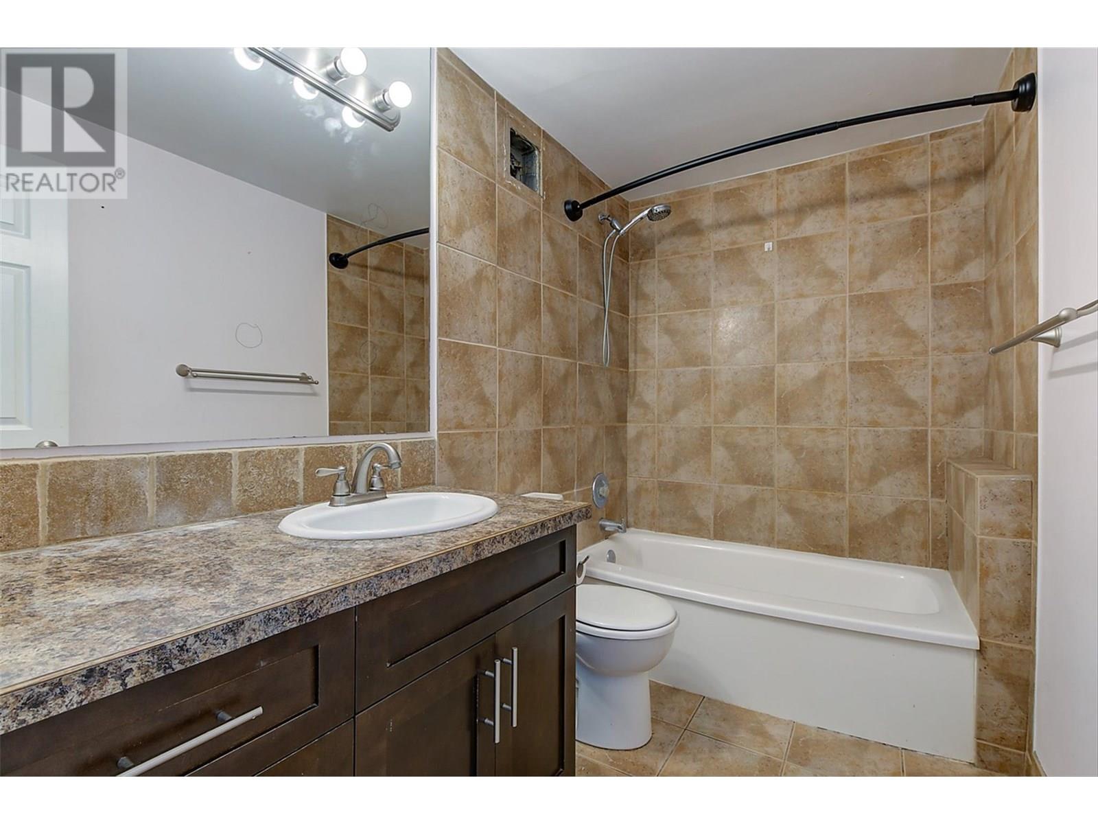 1 1291 Bernard Avenue, Kelowna