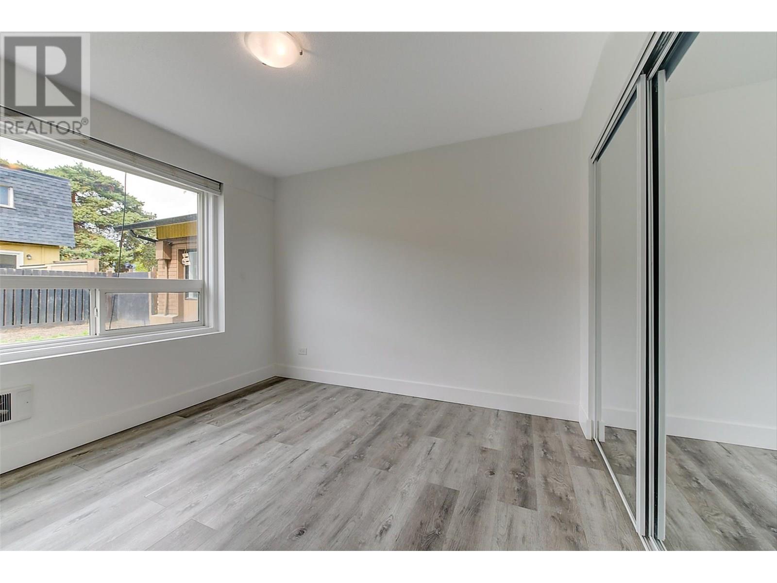 1 1291 Bernard Avenue, Kelowna