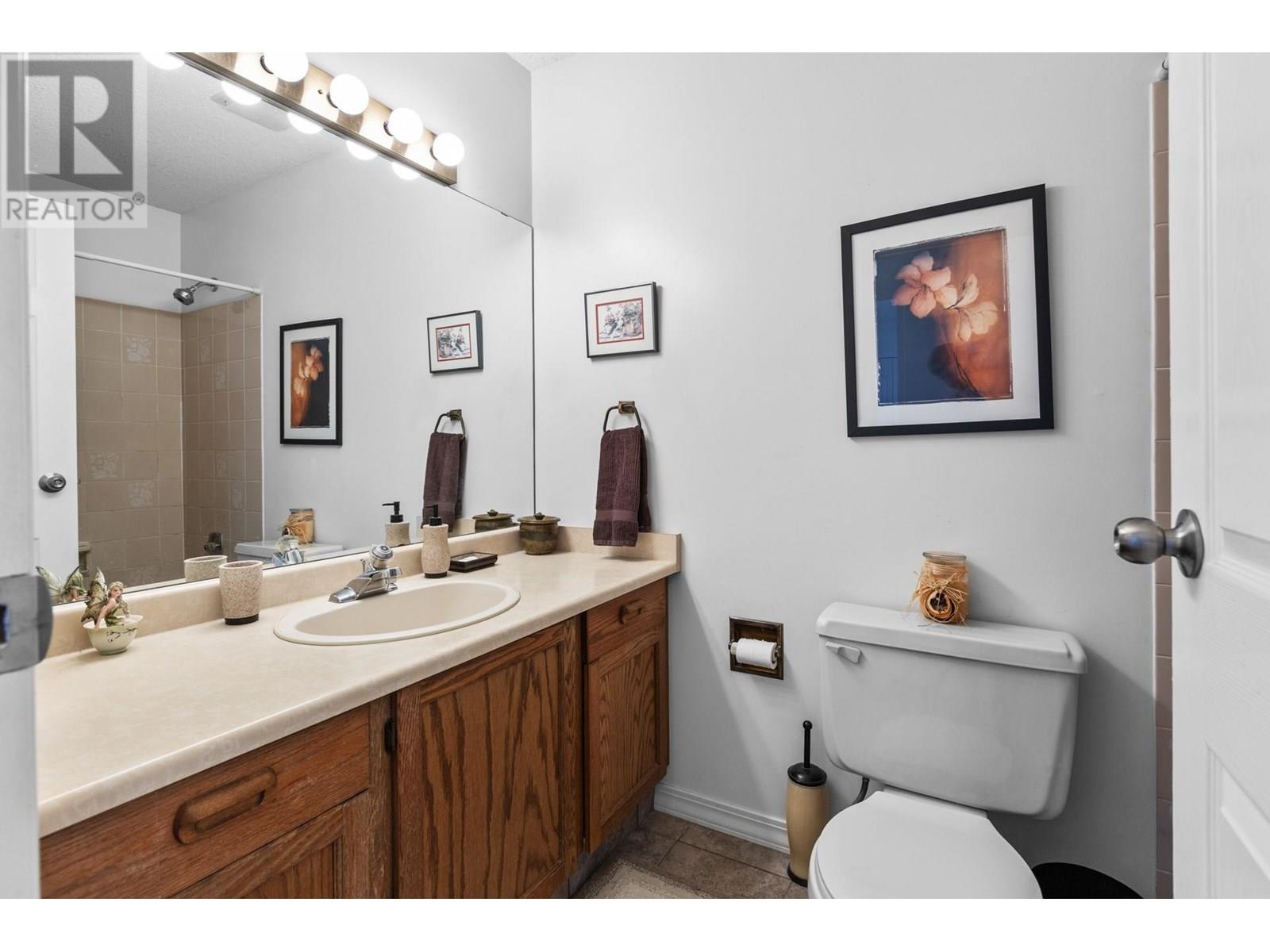  3202 Sunset Place, West Kelowna