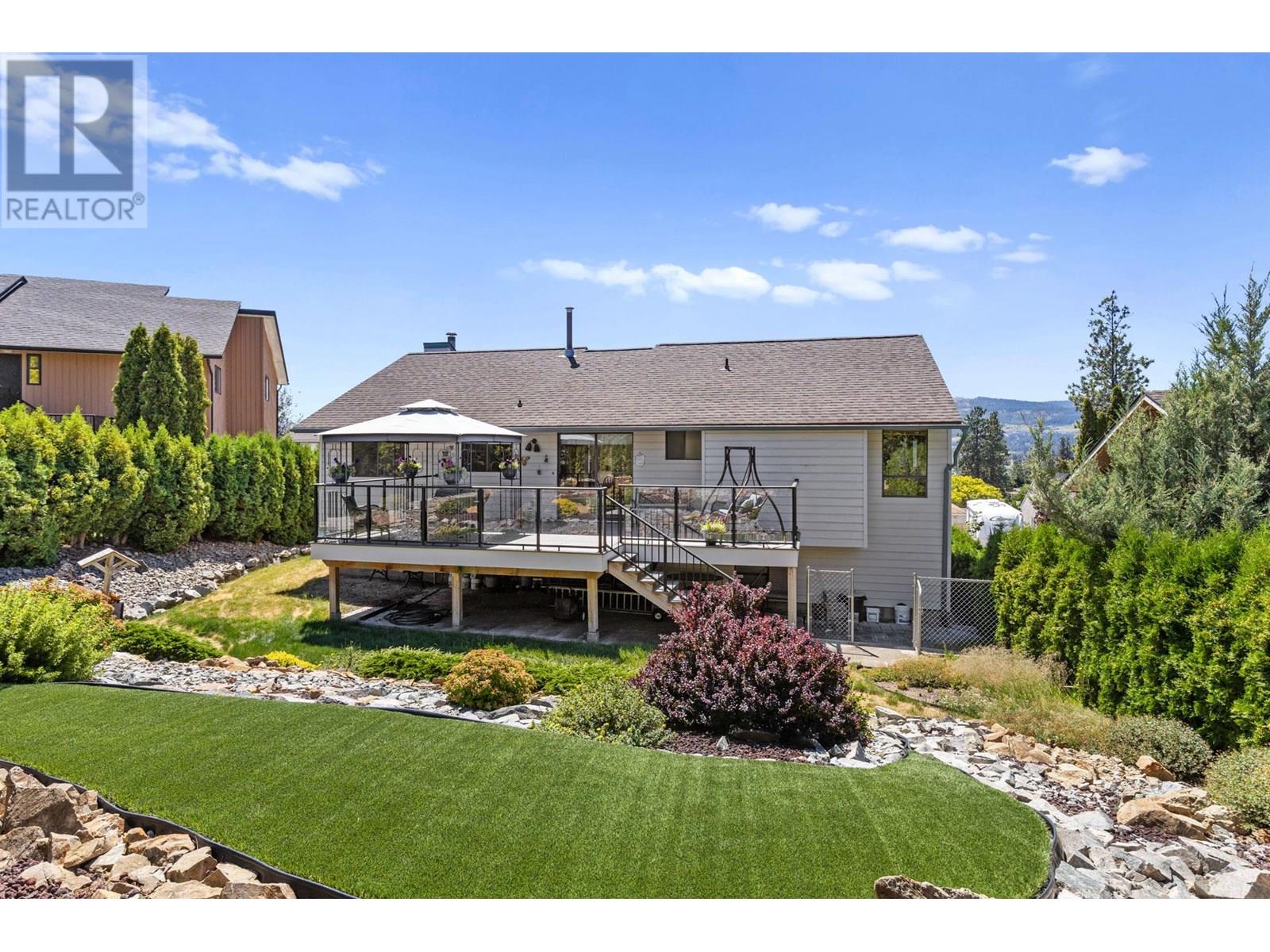  3202 Sunset Place, West Kelowna