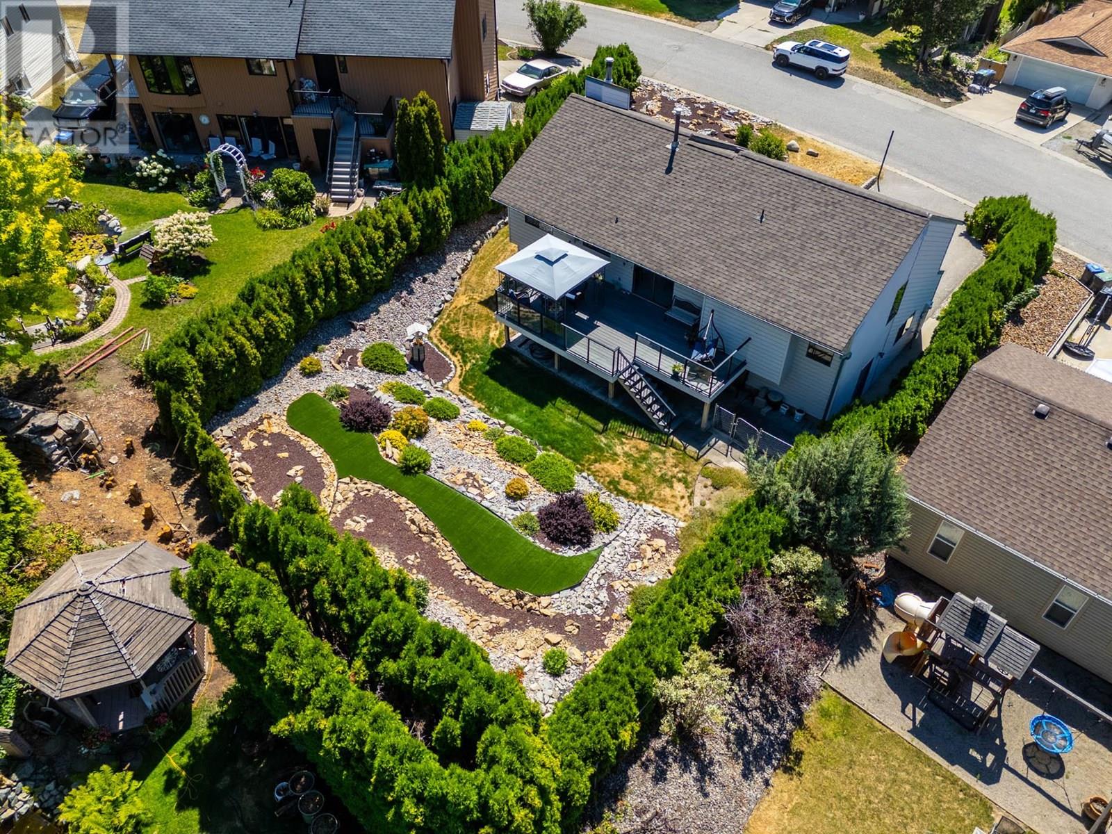  3202 Sunset Place, West Kelowna