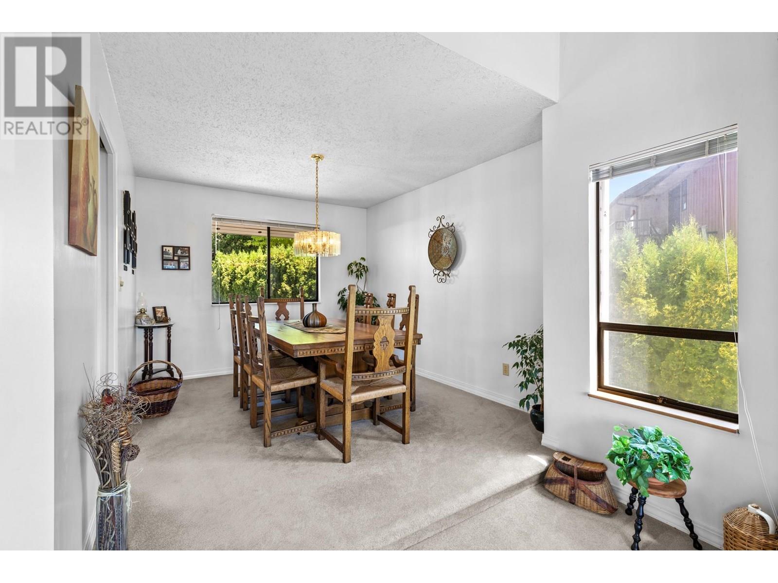  3202 Sunset Place, West Kelowna