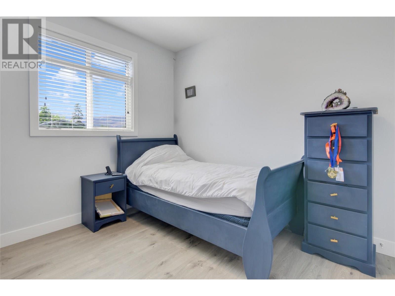 Photo 16 of 825 Cadder Avenue Unit 3, Kelowna BC