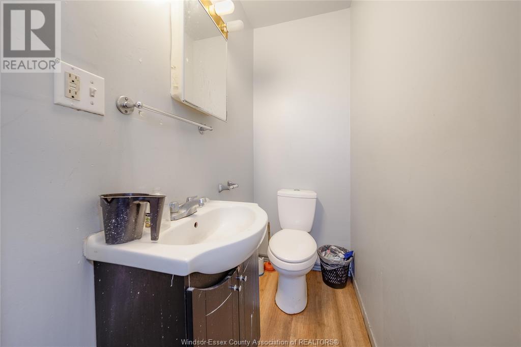 Photo 12 of 1920 University Avenue West, Windsor ON