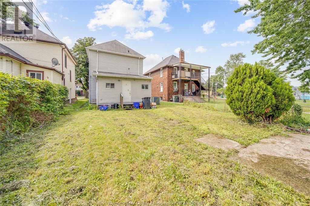 Photo 22 of 1920 University Avenue West, Windsor ON