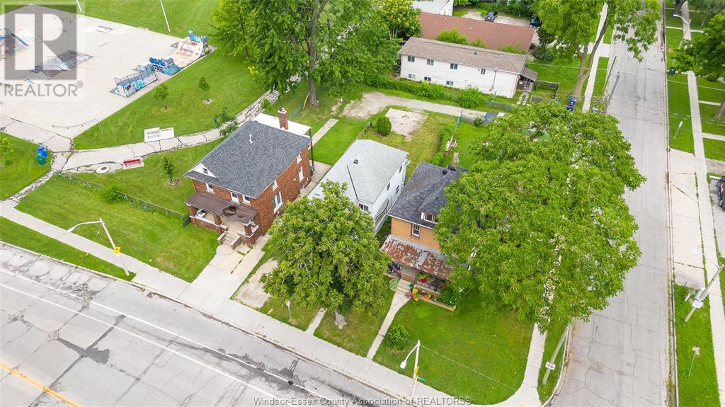 Photo 26 of 1920 University Avenue West, Windsor ON