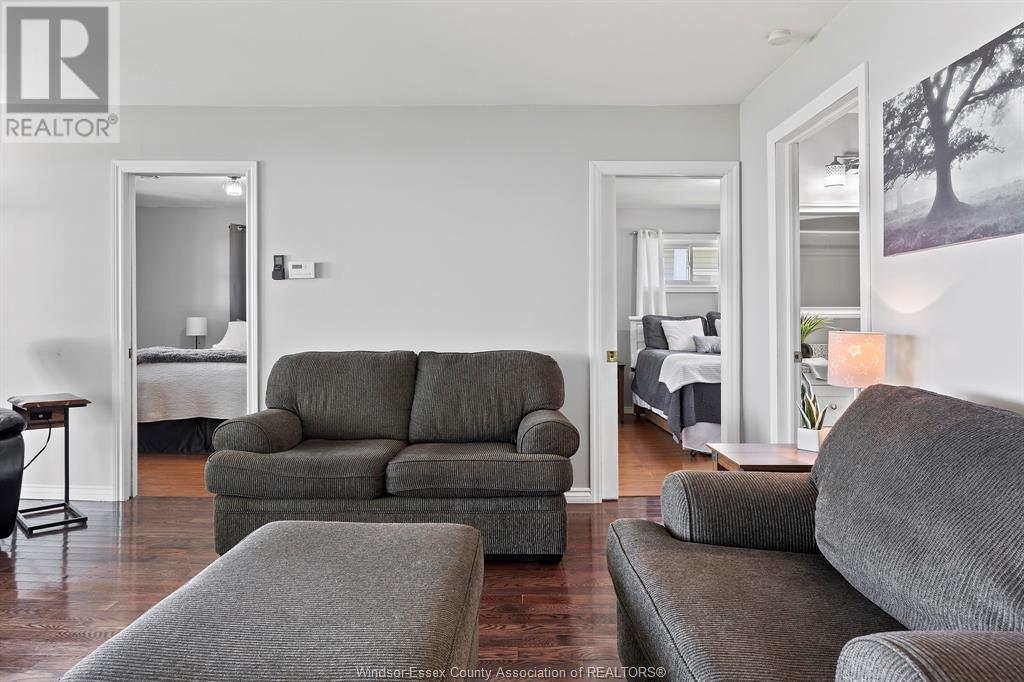 Photo 8 of 451 Charron Beach Road, Lakeshore ON