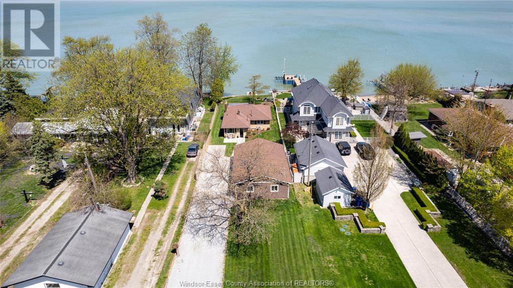 Photo 35 of 451 Charron Beach Road, Lakeshore ON