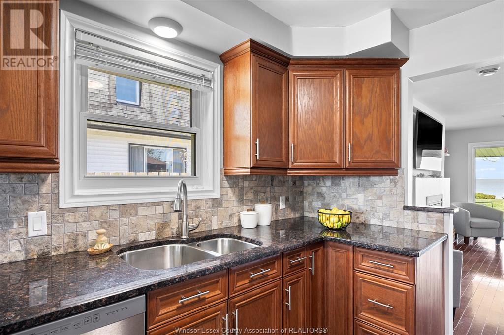 Photo 5 of 451 Charron Beach Road, Lakeshore ON