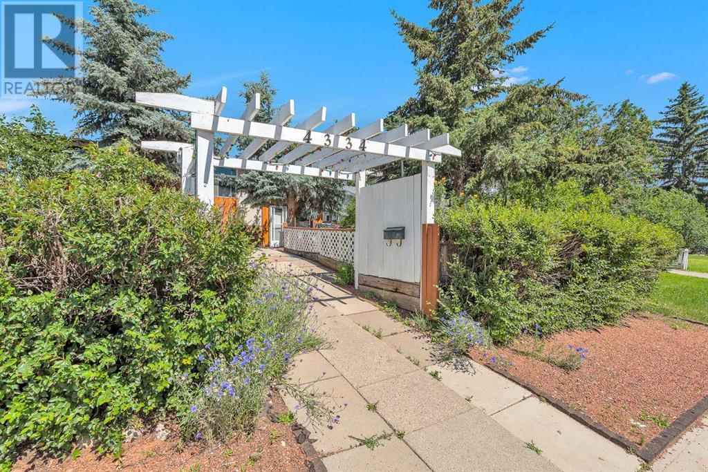 Single Family House Bi-level for Sale in   Street NW Bowness Calgary 