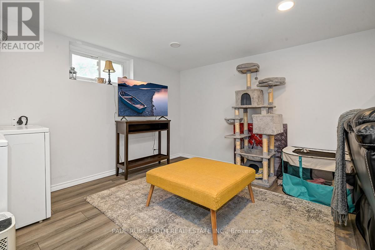 Photo 17 of 2390 Sudbury Avenue, Ottawa ON