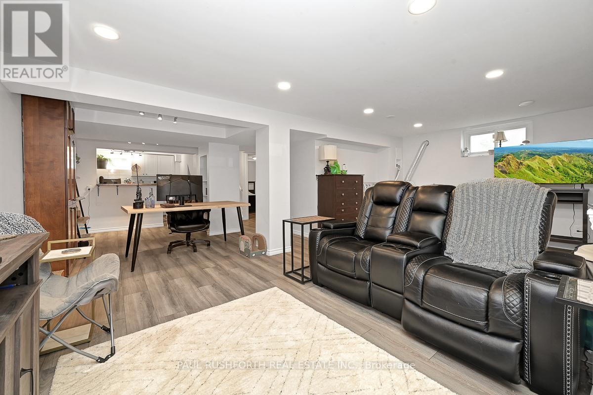 Photo 20 of 2390 Sudbury Avenue, Ottawa ON