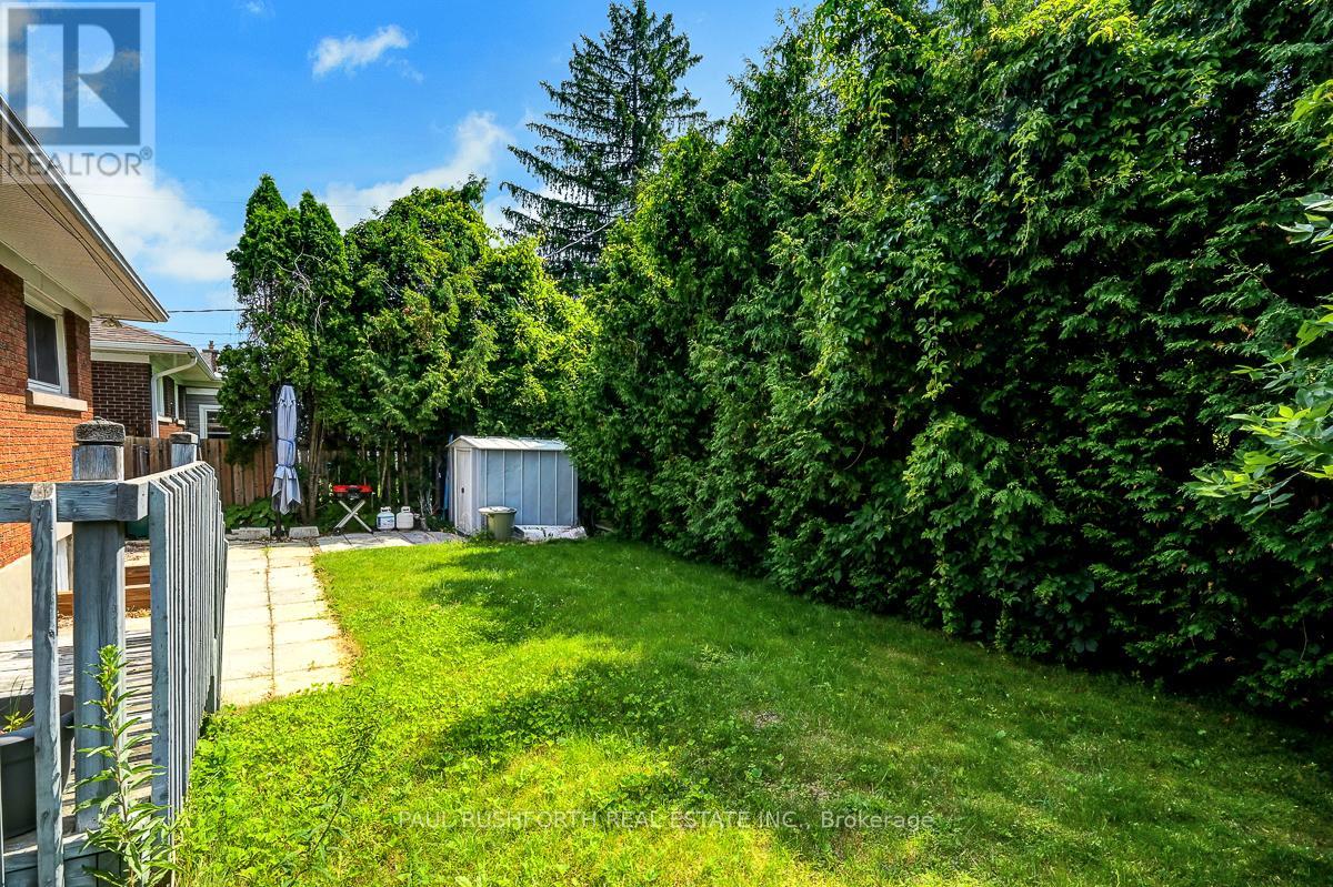 Photo 11 of 2390 Sudbury Avenue, Ottawa ON