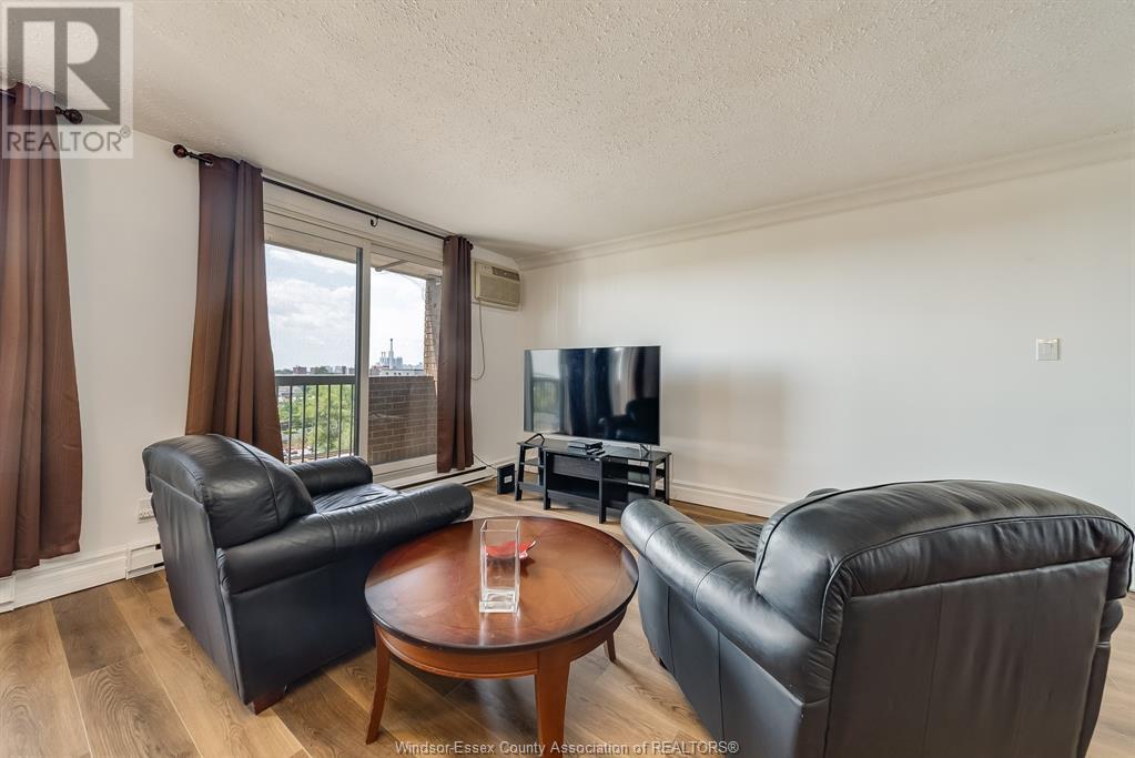 Photo 4 of 3936 Wyandotte Street East Unit 911, Windsor ON