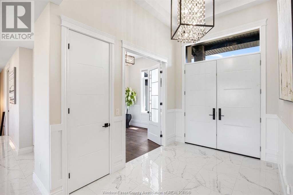 Photo 9 of 19 Emily Avenue, Kingsville ON