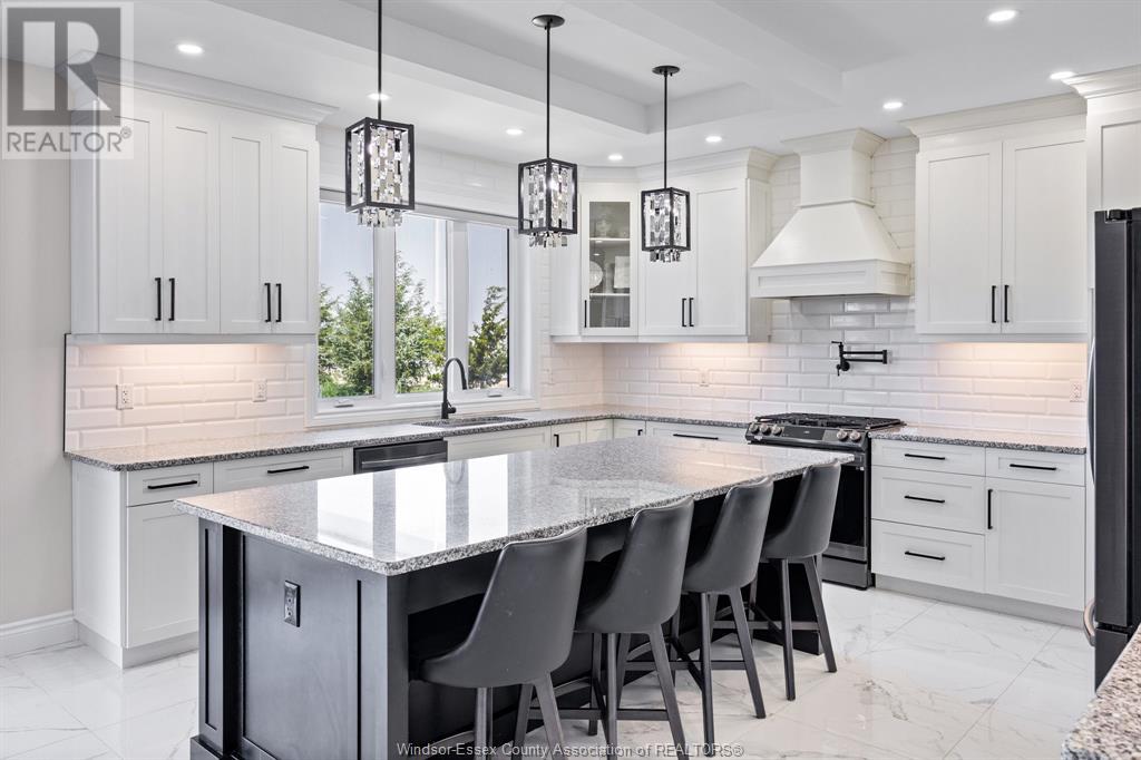Photo 26 of 19 Emily Avenue, Kingsville ON