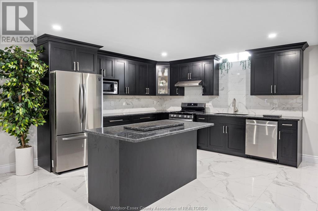 Photo 11 of 19 Emily Avenue, Kingsville ON