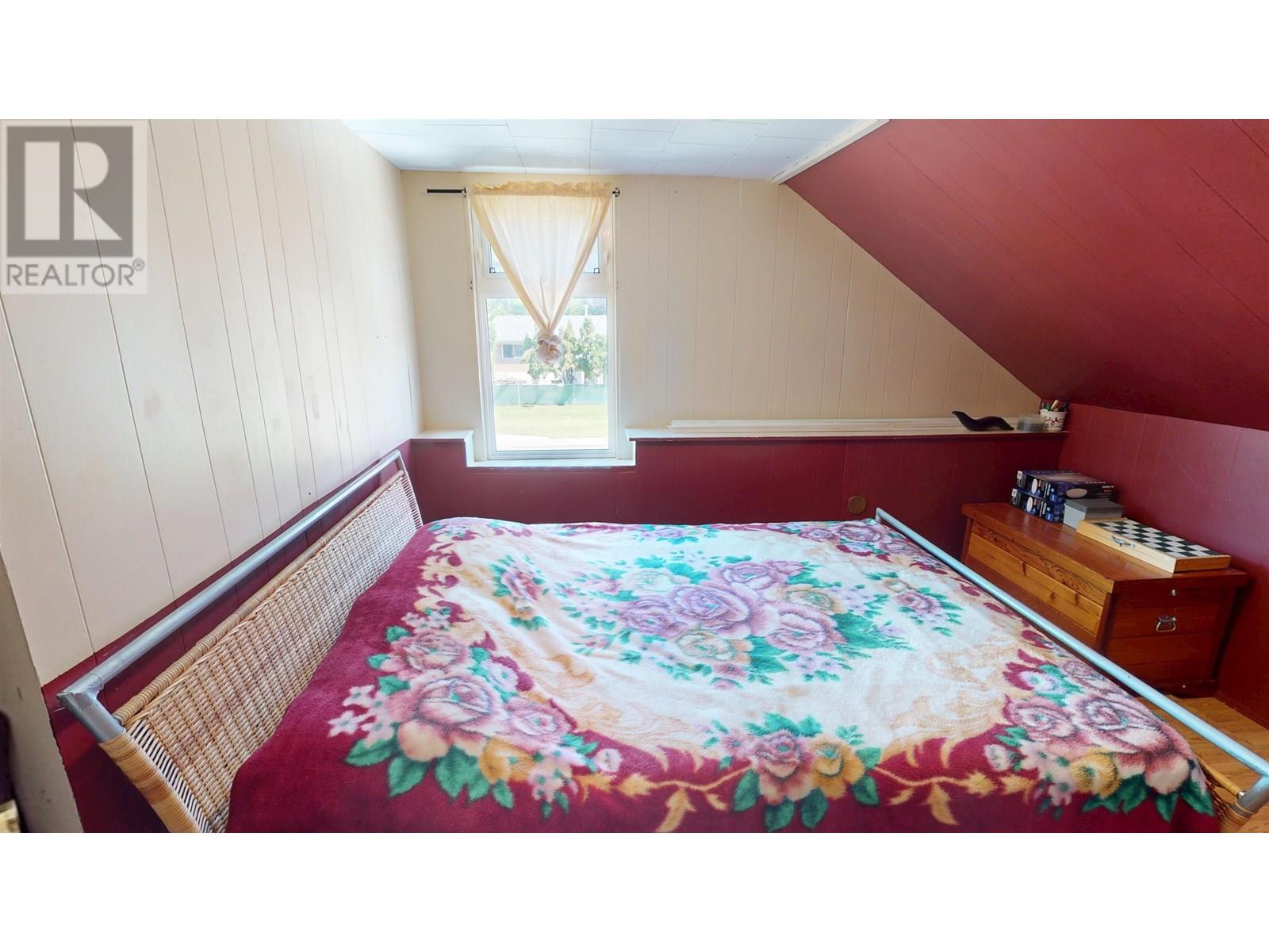 365 HILL STREET, Quesnel