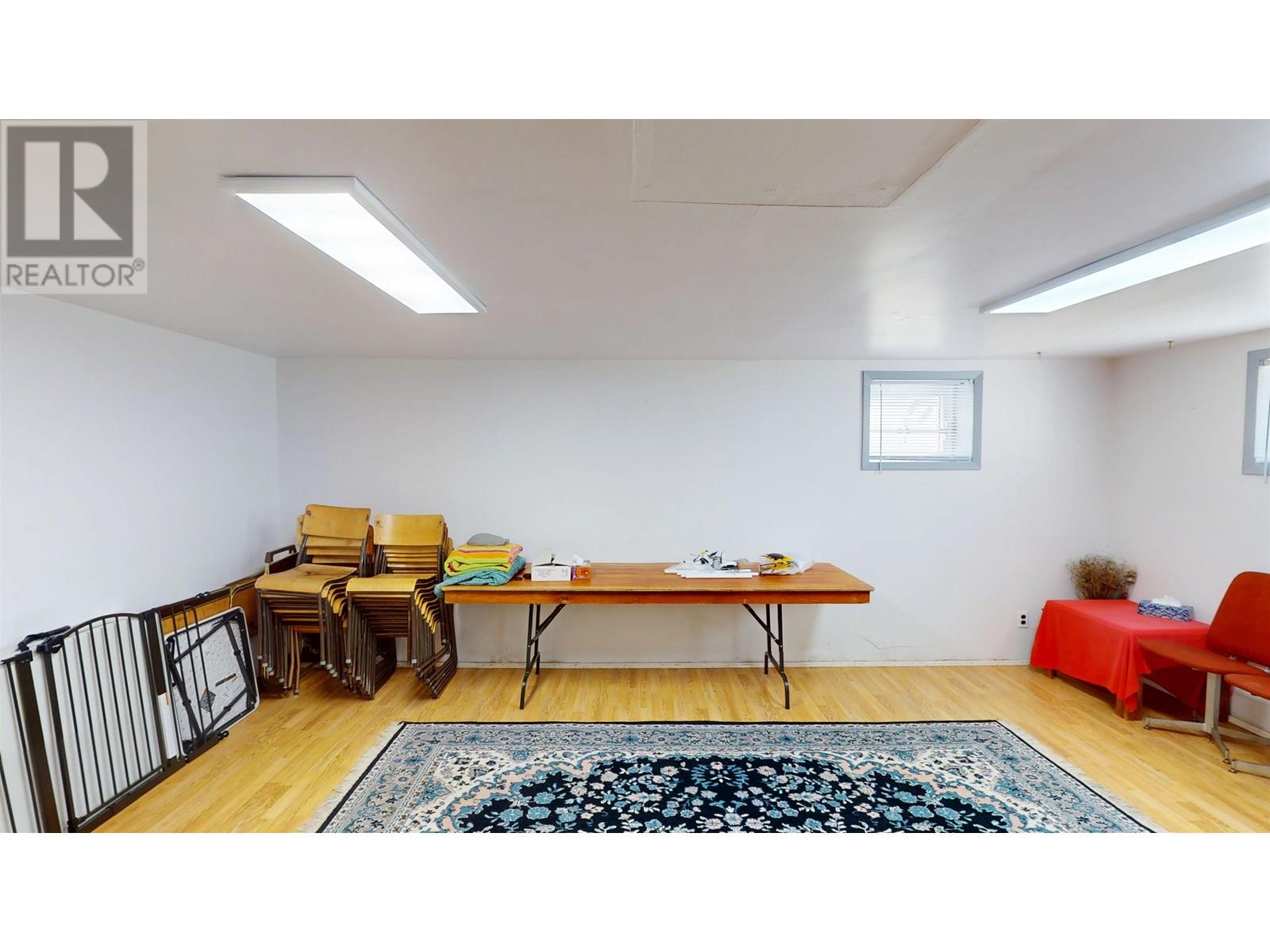 365 HILL STREET, Quesnel