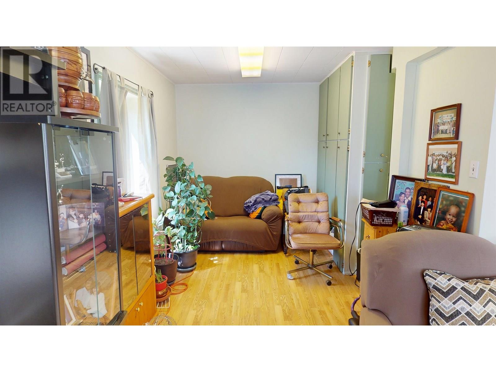 365 HILL STREET, Quesnel