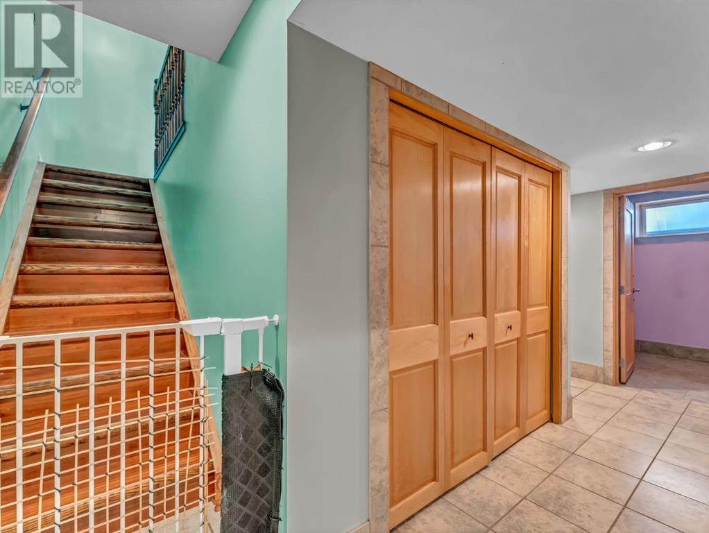 Single Family House Bungalow for Sale in   Avenue SE Connaught Medicine Hat 