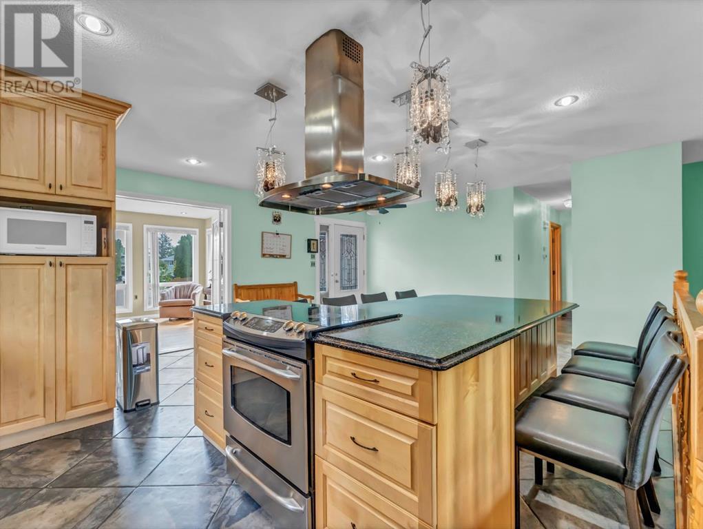 Single Family House Bungalow for Sale in   Avenue SE Connaught Medicine Hat 