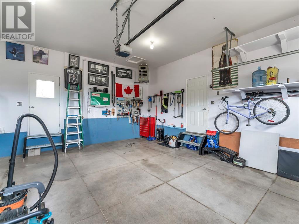Single Family House Bungalow for Sale in   Avenue SE Connaught Medicine Hat 