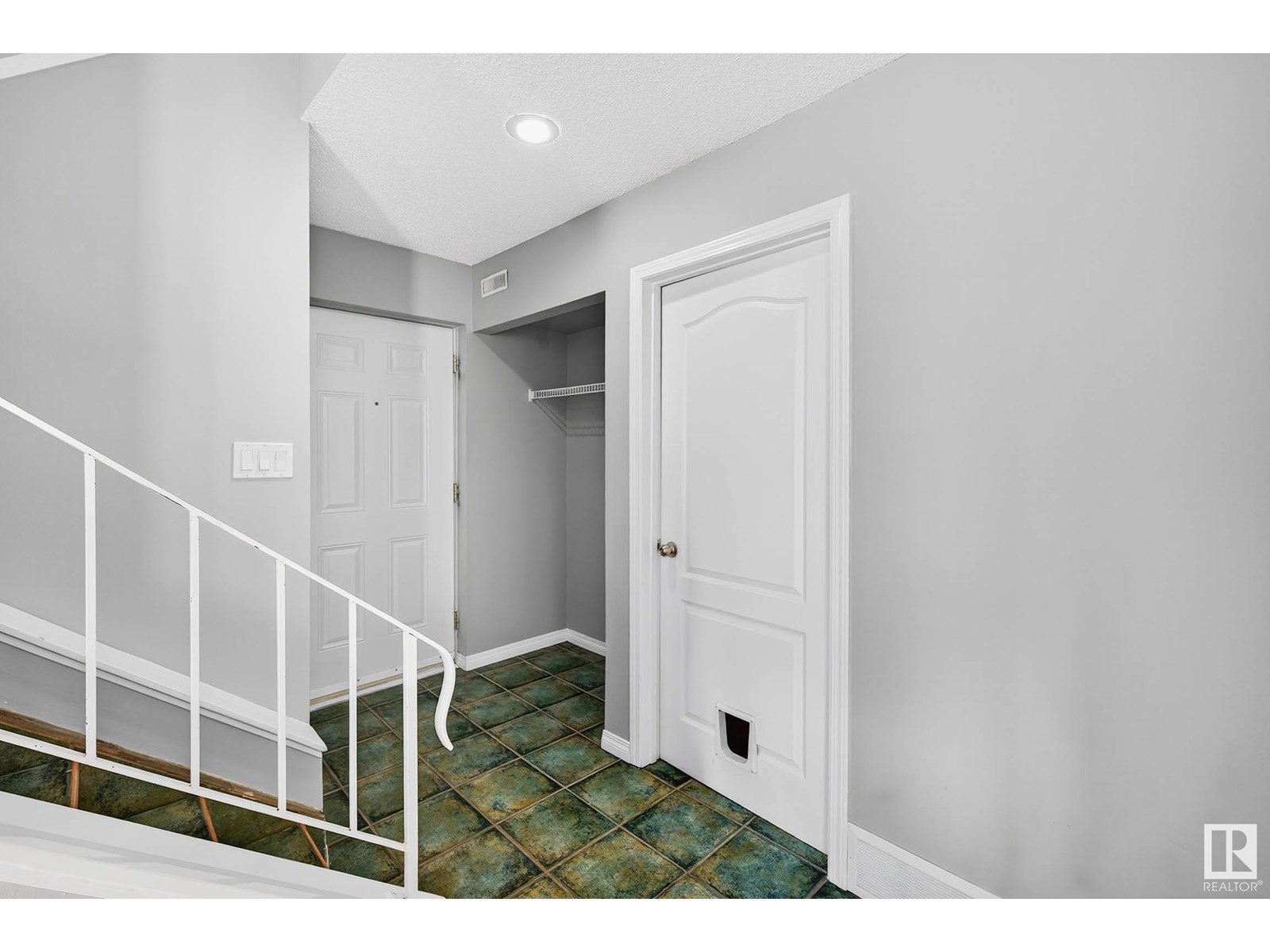 Photo 11 of 37 Lancaster Tc Nw, Edmonton AB