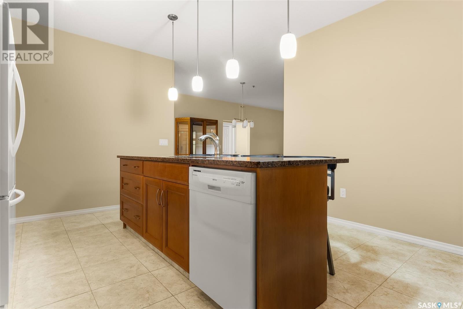 Single Family House Low rise for Sale in   McTavish STREET Regina 