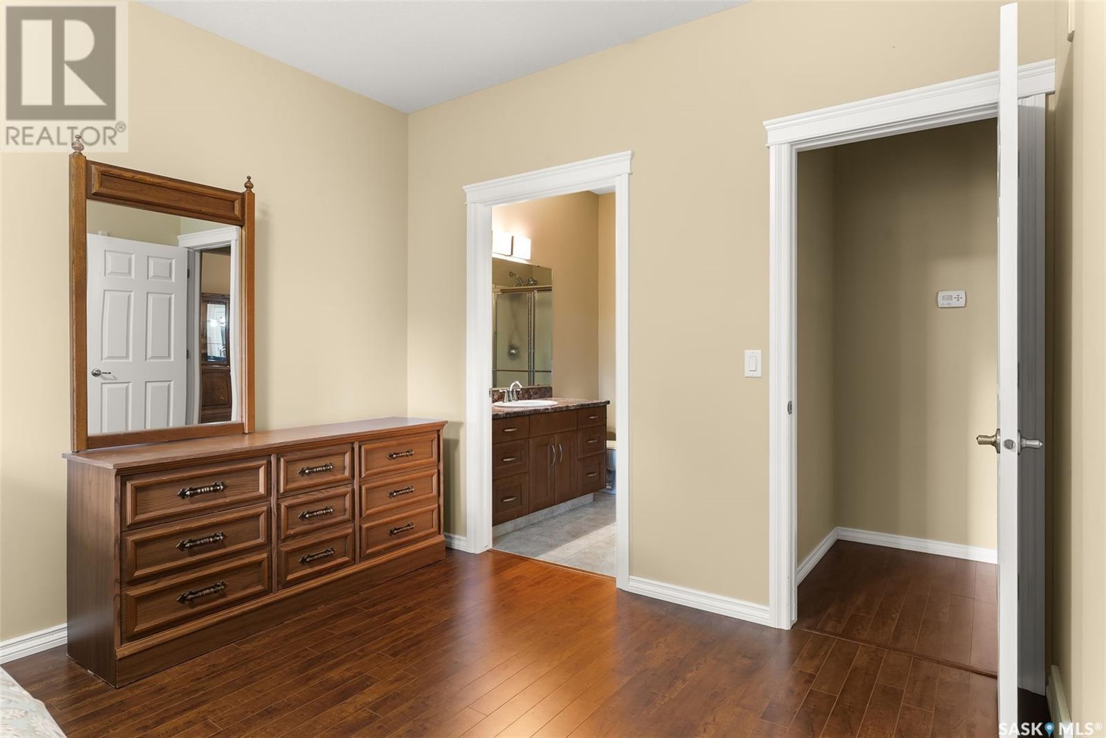 Single Family House Low rise for Sale in   McTavish STREET Regina 
