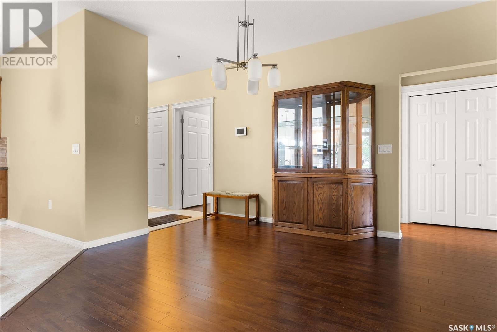 Single Family House Low rise for Sale in   McTavish STREET Regina 