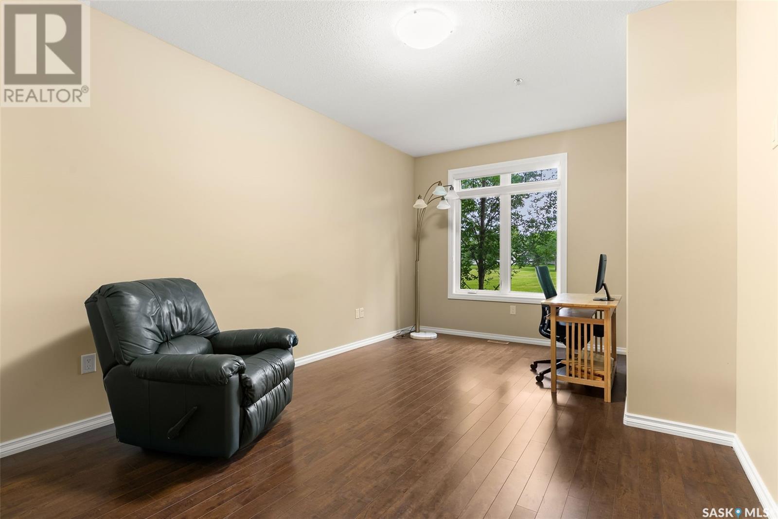 Single Family House Low rise for Sale in   McTavish STREET Regina 