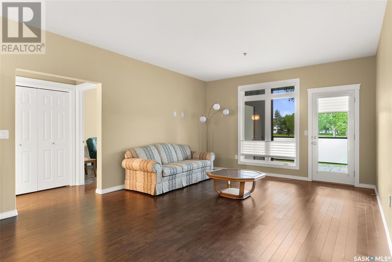Single Family House Low rise for Sale in   McTavish STREET Regina 