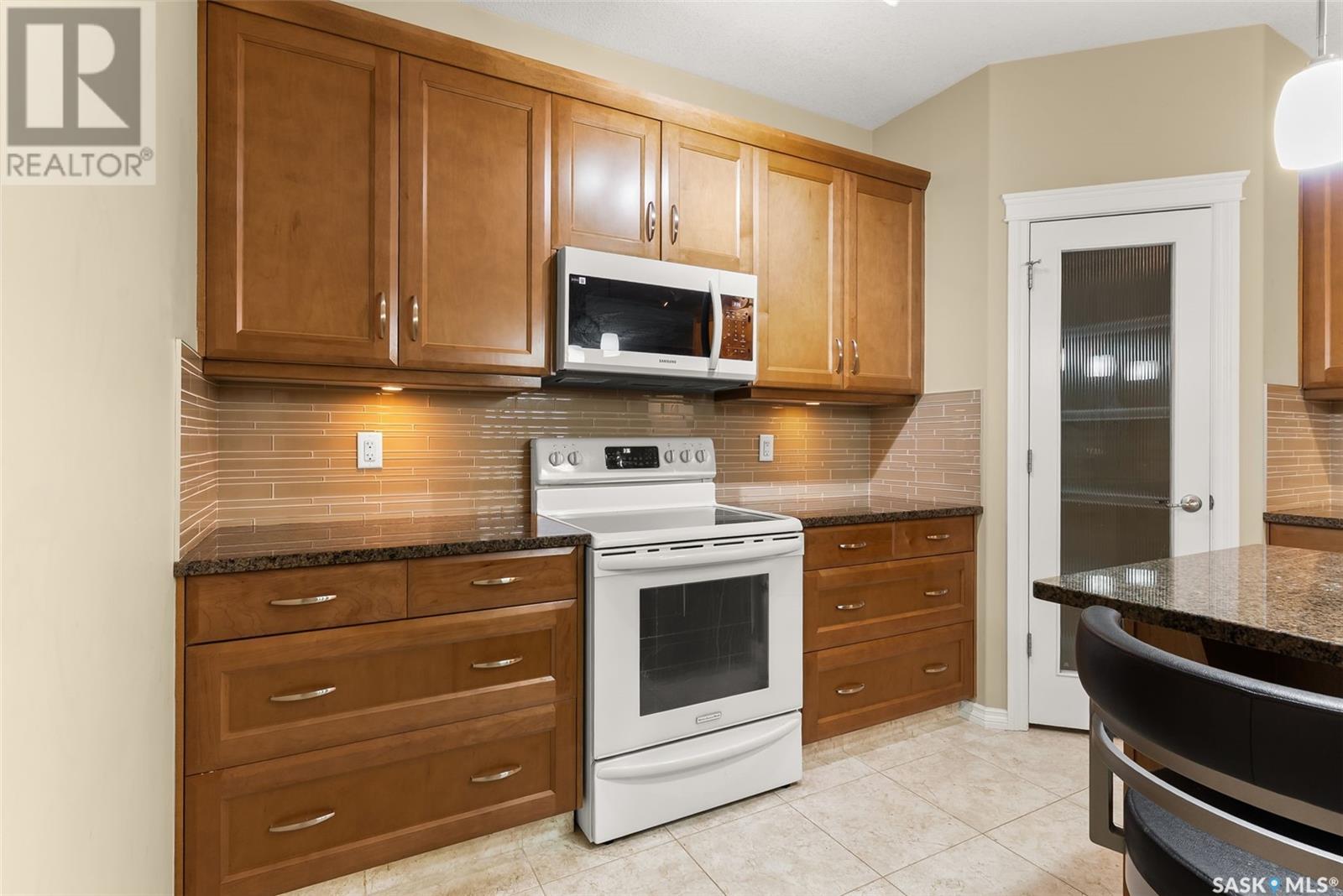 Single Family House Low rise for Sale in   McTavish STREET Regina 