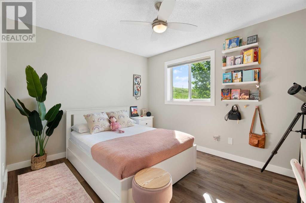 Single Family House for Sale in  Sierra Madre Court SW Signal Hill Calgary 
