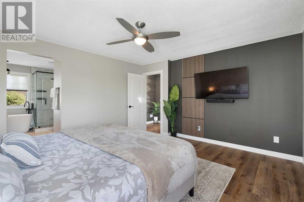 Single Family House for Sale in  Sierra Madre Court SW Signal Hill Calgary 