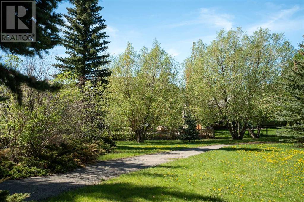 Single Family House for Sale in  Sierra Madre Court SW Signal Hill Calgary 