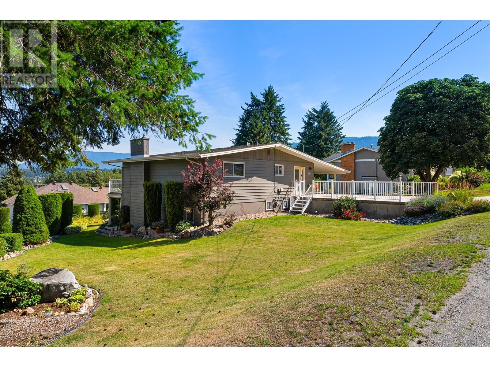 Photo 10 of 1801 2 Avenue Se, Salmon Arm BC