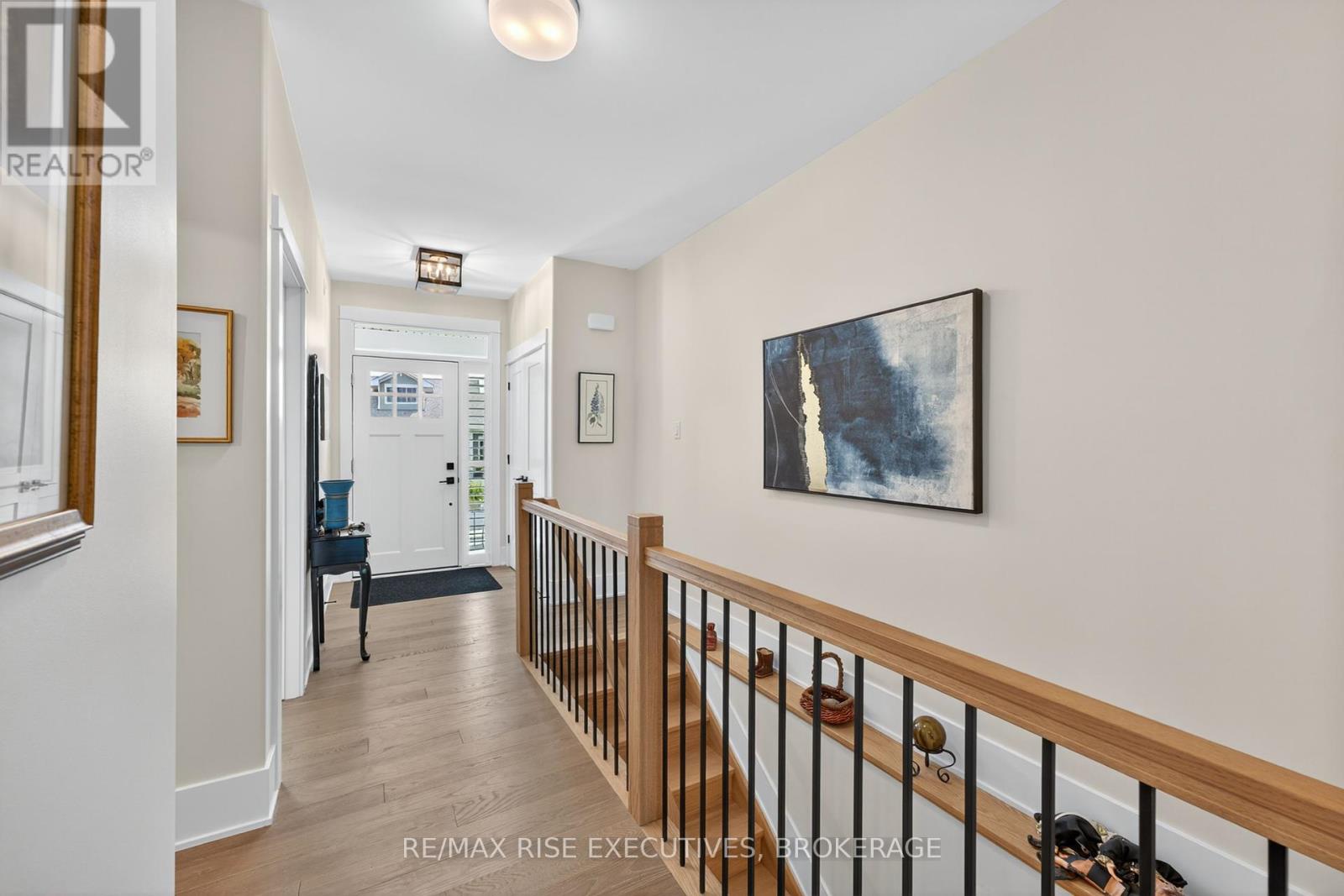 Photo 11 of 14 Newhaven Gate, Westport ON