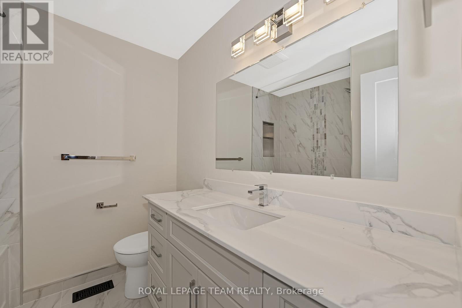 Photo 28 of 1825 Yale Avenue, Ottawa ON